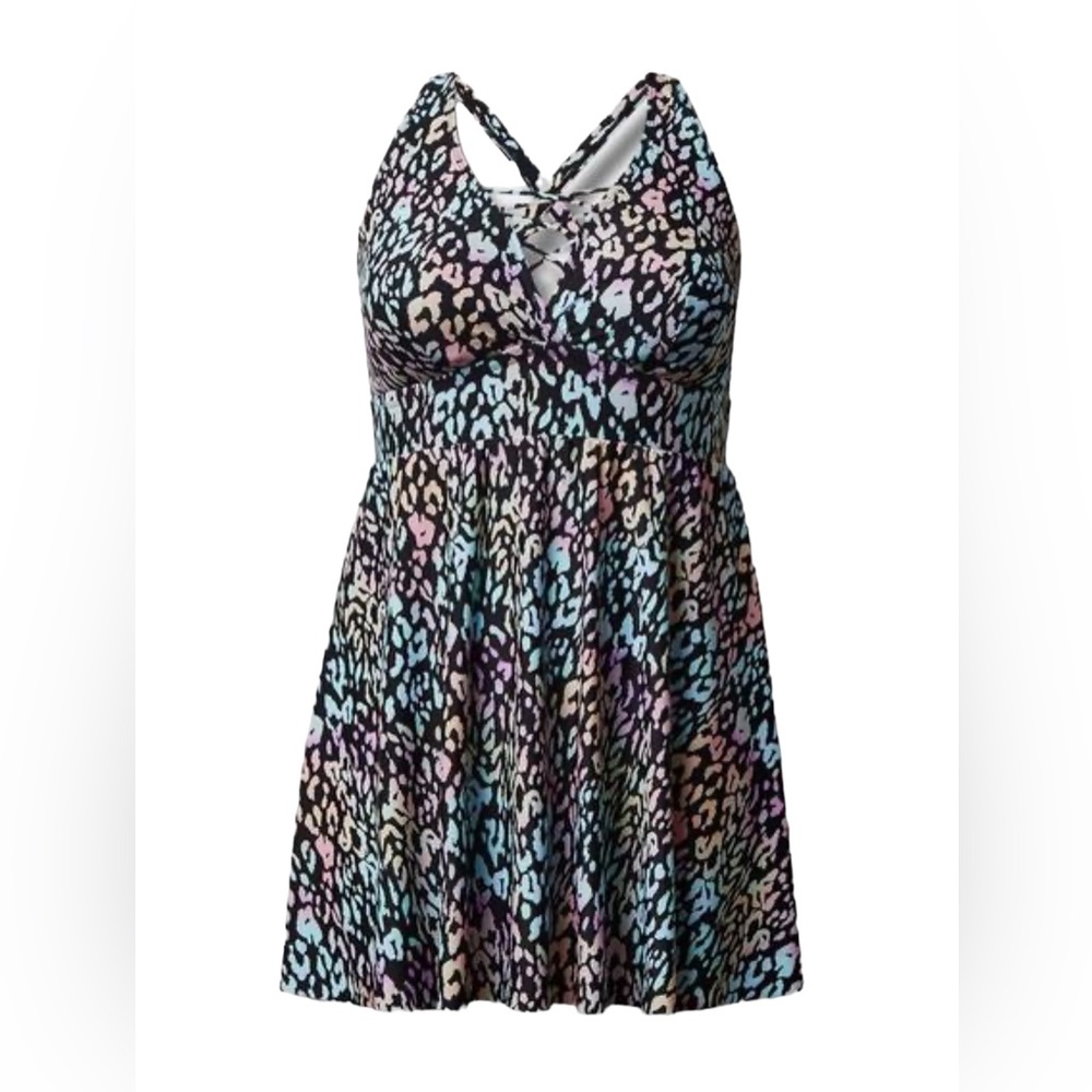NWT TORRID WIRELESS XO TRIANGLE LONG SWIM DRESS WITH BRIEF SIZE 1